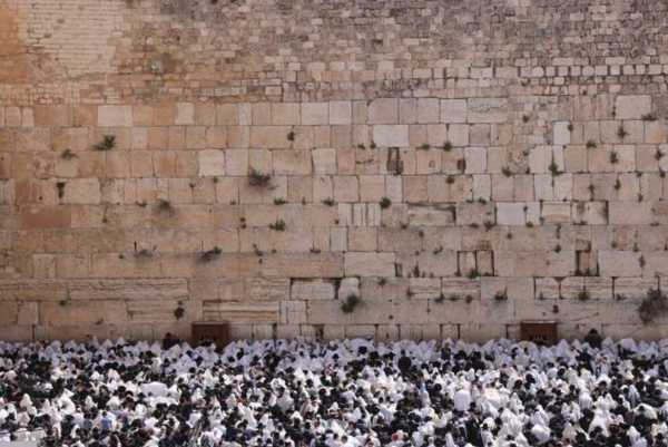 📜🔗🧎‍♂️ Covenant, Curse, and Coercion: Reading Servanthood Honestly [2 parts]